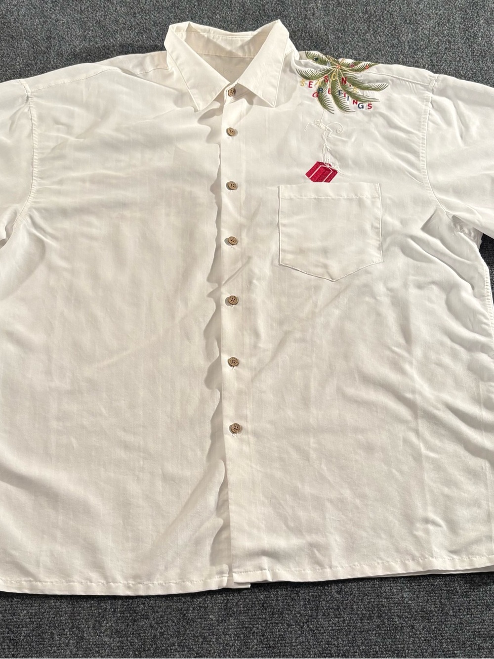 Bamboo Cay Men XXL Christmas Hawaiian Embroidered Santa Reindeer Shirt